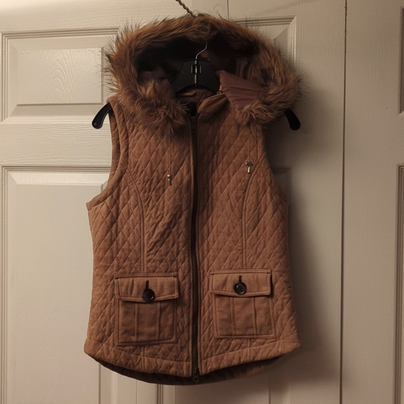 Ladies Faux Suede Vest with Hood - Picture 1 of 4